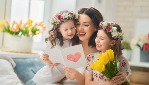 أفكار مميزة لهدايا عيد الأم